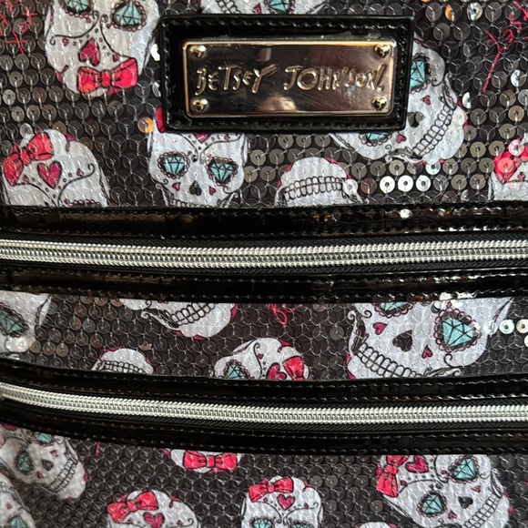 Betsey Johnson Black, pink, turquoise and gray Sequin Skull Bag VINTAGE - Picture 3 of 10